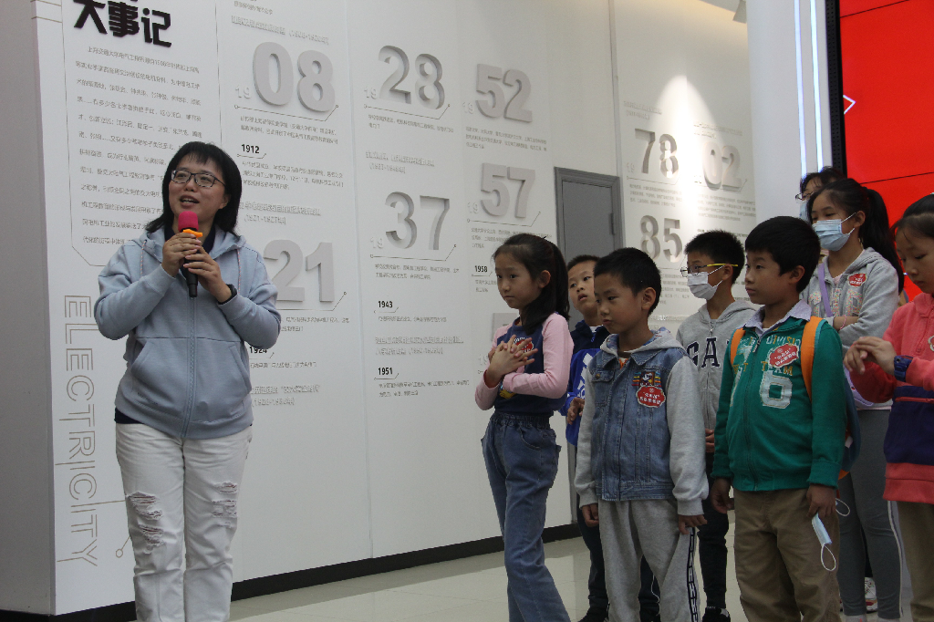 1635930194370074122.png 3.png