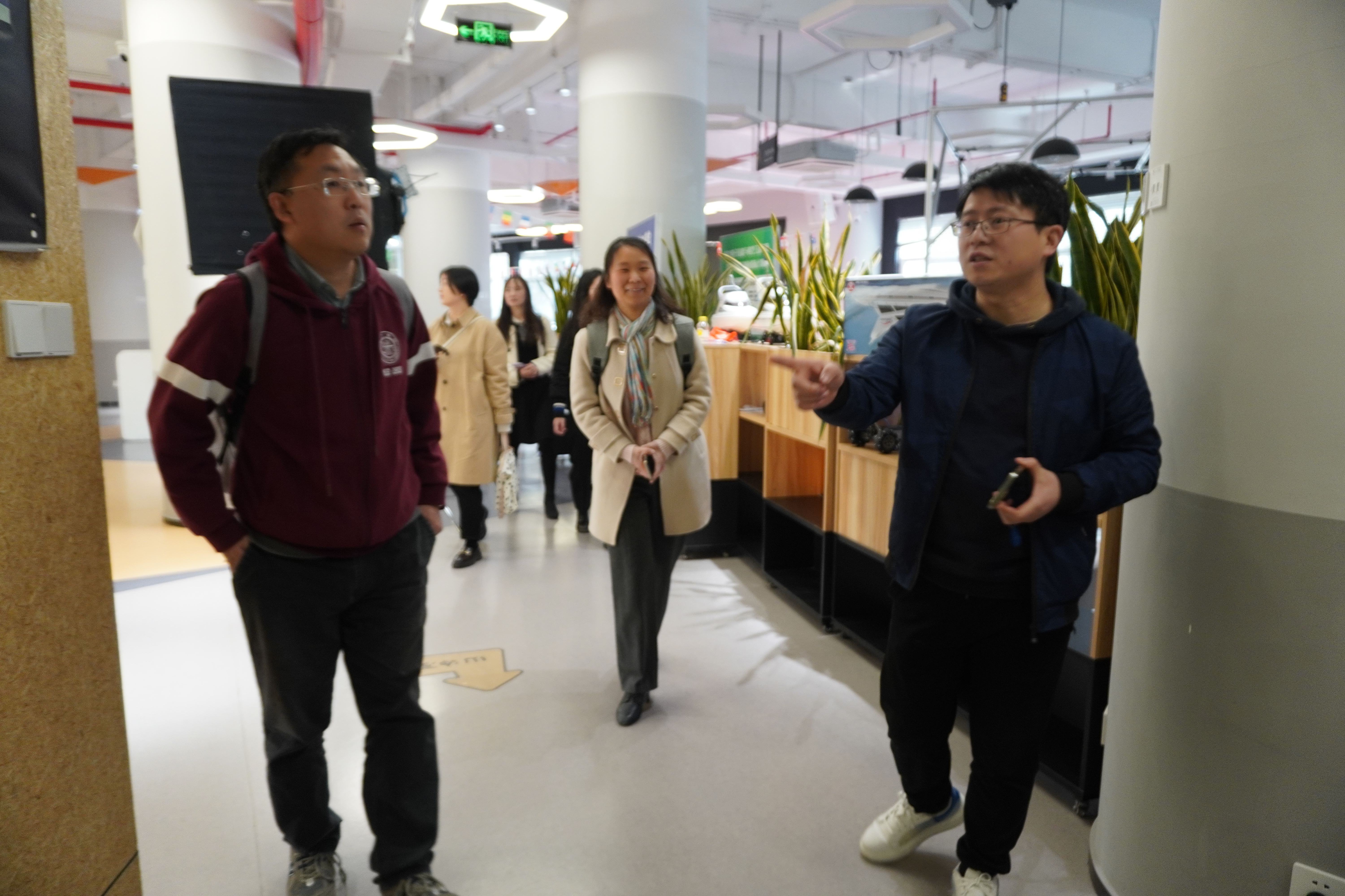 图片4.jpg 图片4.JPG