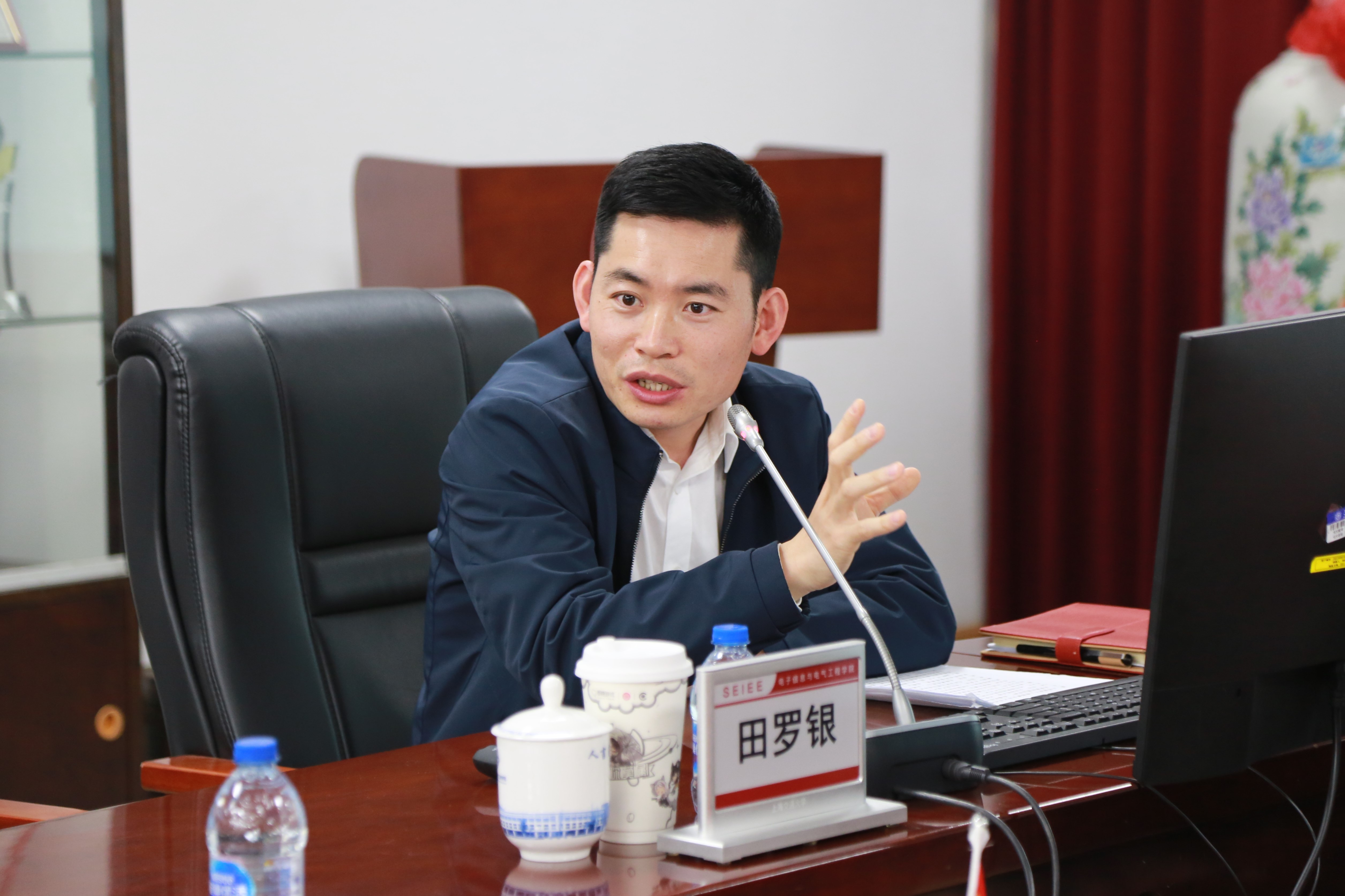 6G3A5516.jpg 6G3A5516.JPG